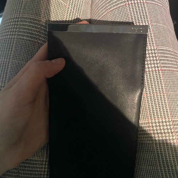 Authentic Black Fendi Sunglass Case Black/Yellow - Picture 4 of 5